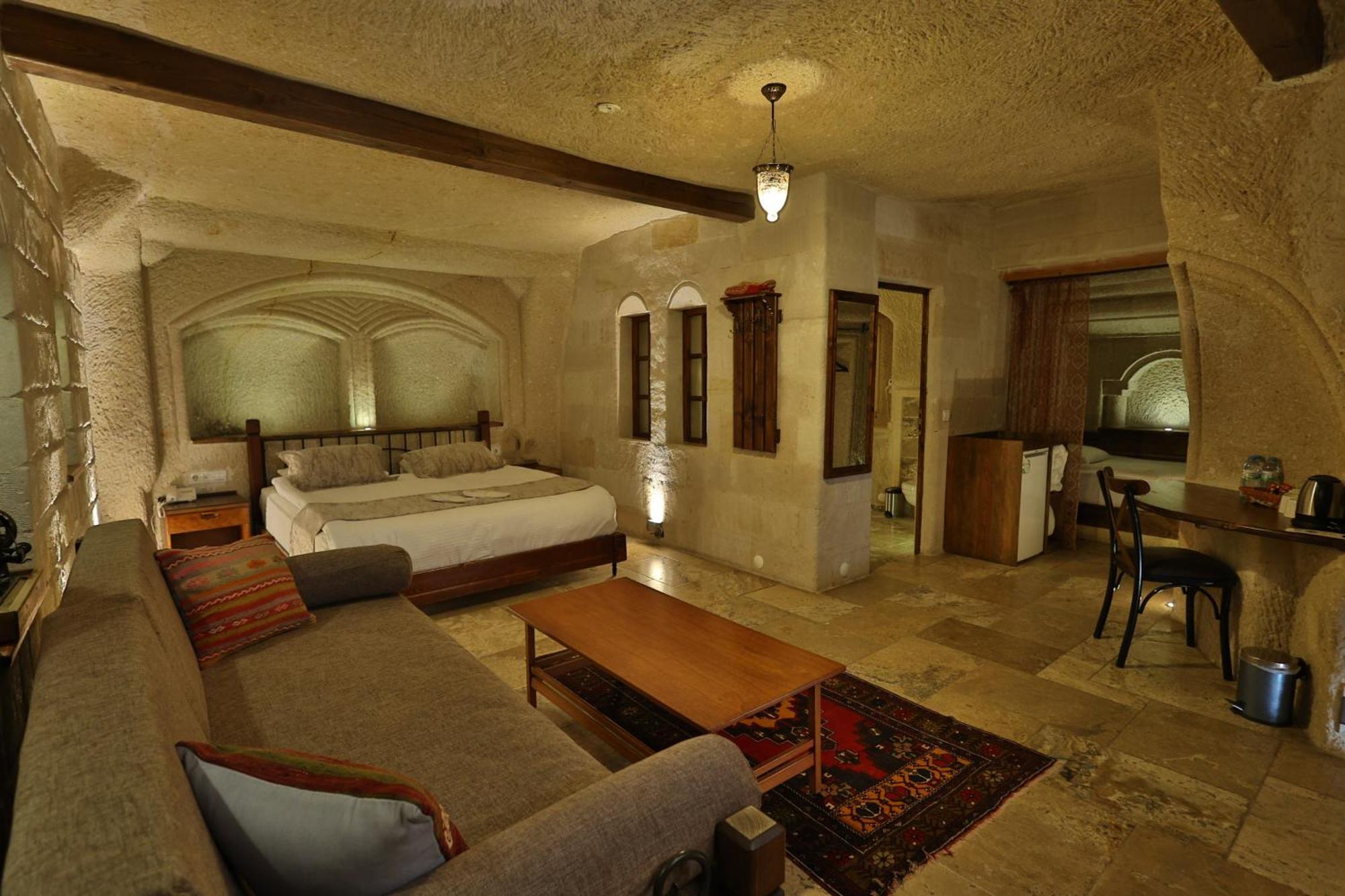 Osmanbey Cave House Hotel Goreme Exterior photo