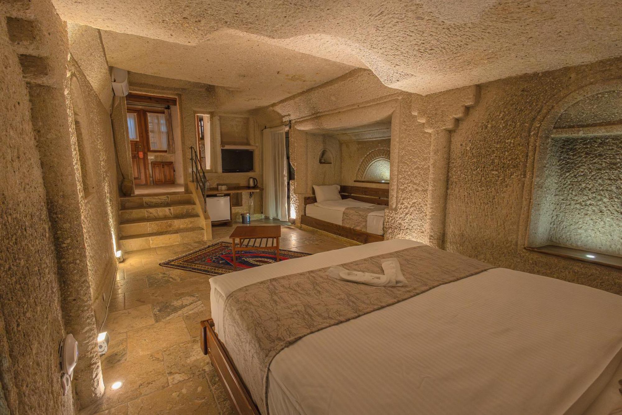 Osmanbey Cave House Hotel Goreme Exterior photo