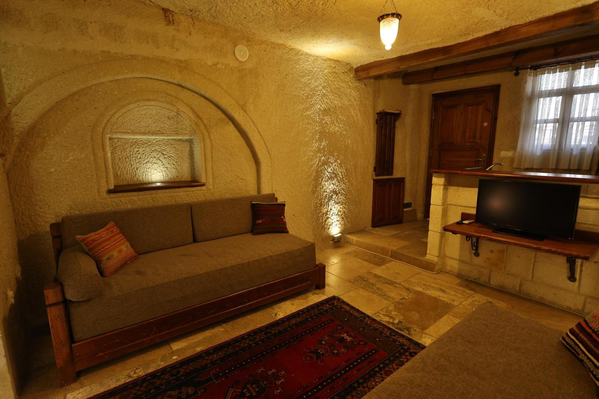 Osmanbey Cave House Hotel Goreme Exterior photo