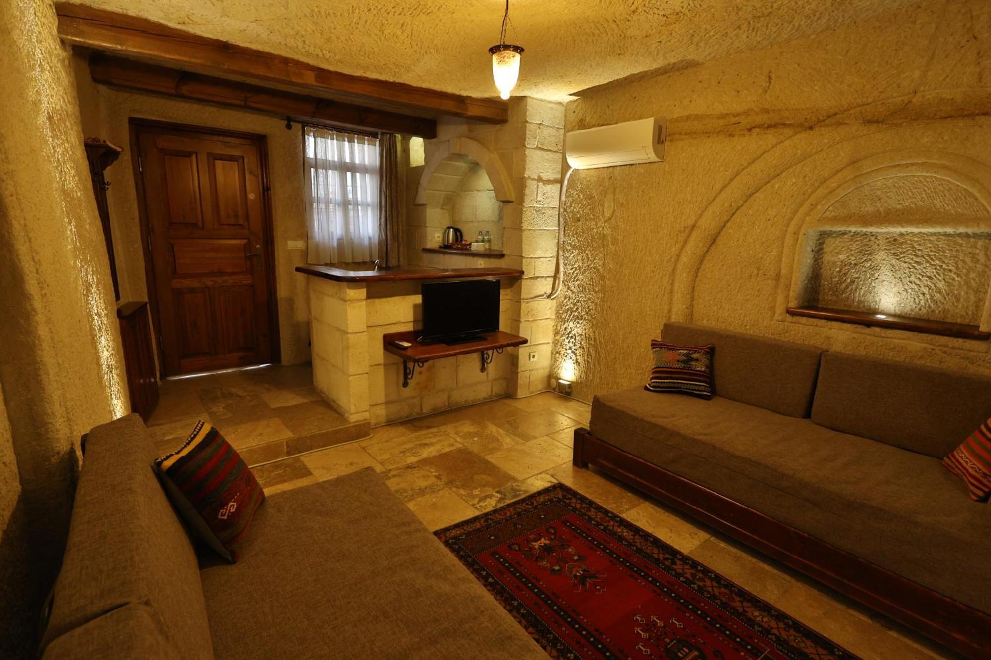 Osmanbey Cave House Hotel Goreme Exterior photo